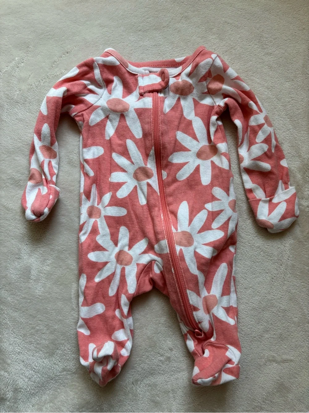 Carters baby newborn lot. 8 pieces. cotton sleepers EUC size newborn pajamas